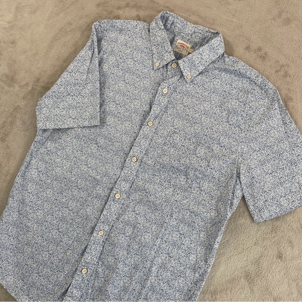 Faherty Blue Floral Short Sleeve Shirt Men’s - Size M